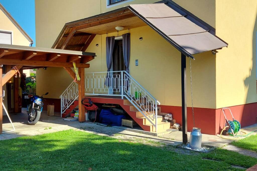 Quiet Apartment Close To Town Villach Dış mekan fotoğraf